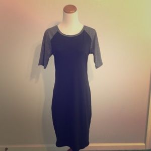 LulaRoe S Black and Gray Julia